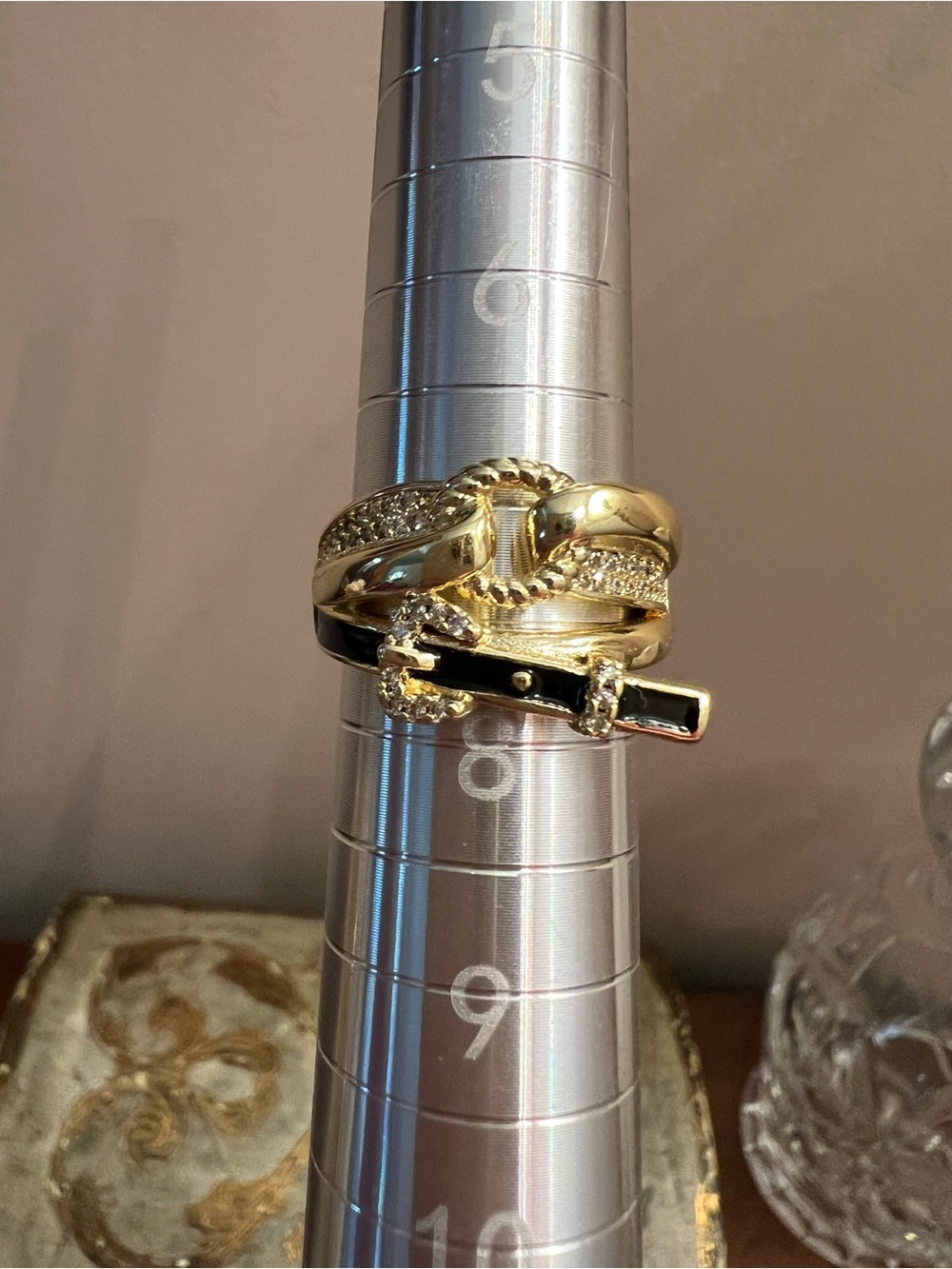 Gold Chain-Link Ring with Black Enamel Belt and Crystal Accents - Picture 4 of 7